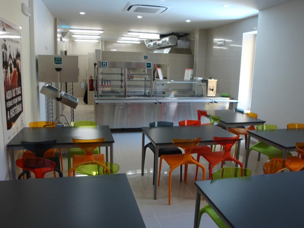 Hi Tavira - Pousada De Juventude Экстерьер фото